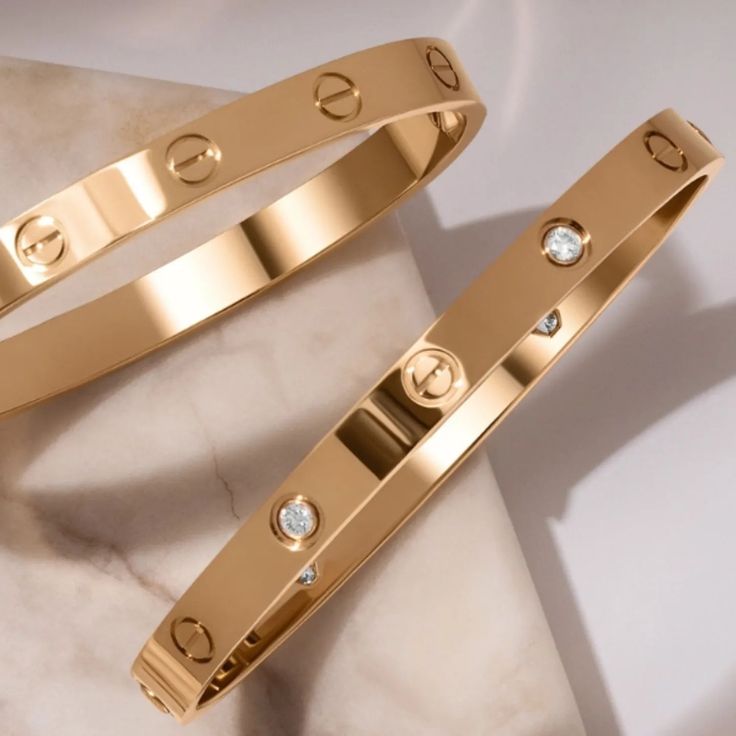 BUY 1 GET 2 – D&G 504r SUNGLASSES + BRACELET LOVE DIAMONDS CR